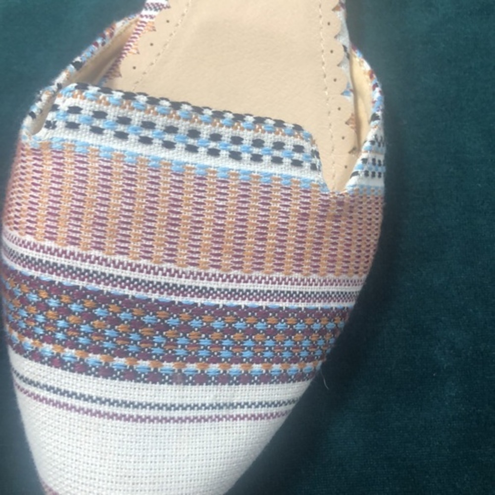 Restricted women’s size 8 D104‎ - Picture 2 of 4